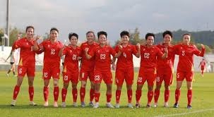 宫鲁鸣：对标一流强队 坚持“三全”方针